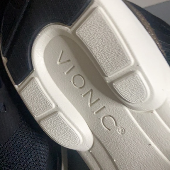 Vionic leyo sneaker - Picture 6 of 13